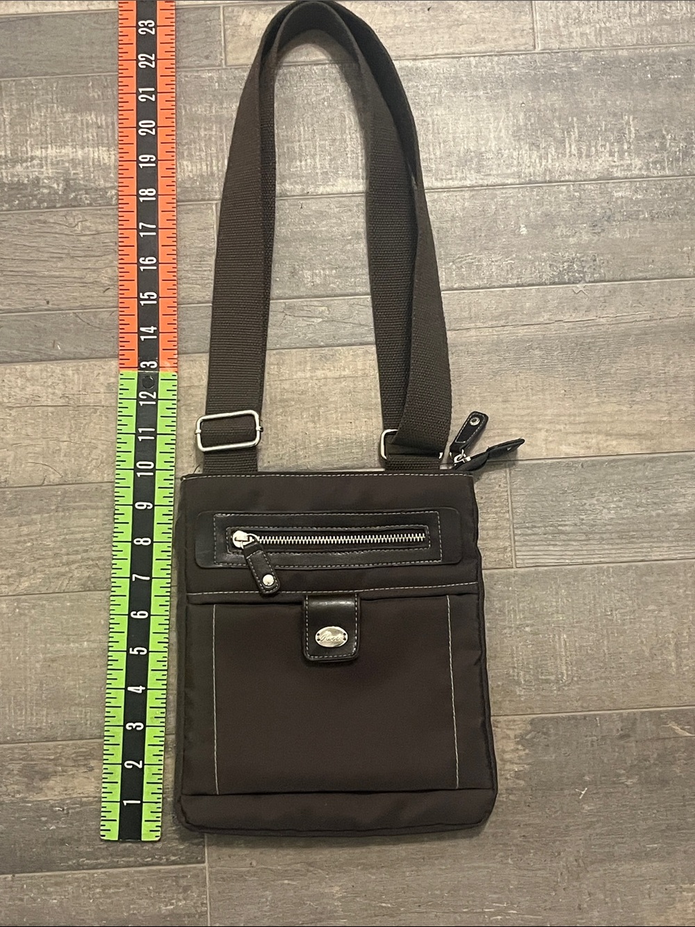 Roots Black Messenger Crossbody Bag - Picture 12 of 13